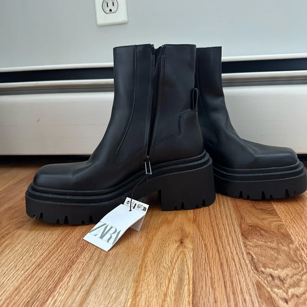 Vegan Leather Platform Ankle Booties - Picture 2 of 4